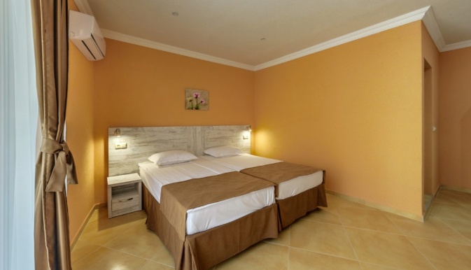 RIVA_PARK_HOTEL_SUNY_BEACH_BULGARIA_AIR_TOUR_TRAVEL